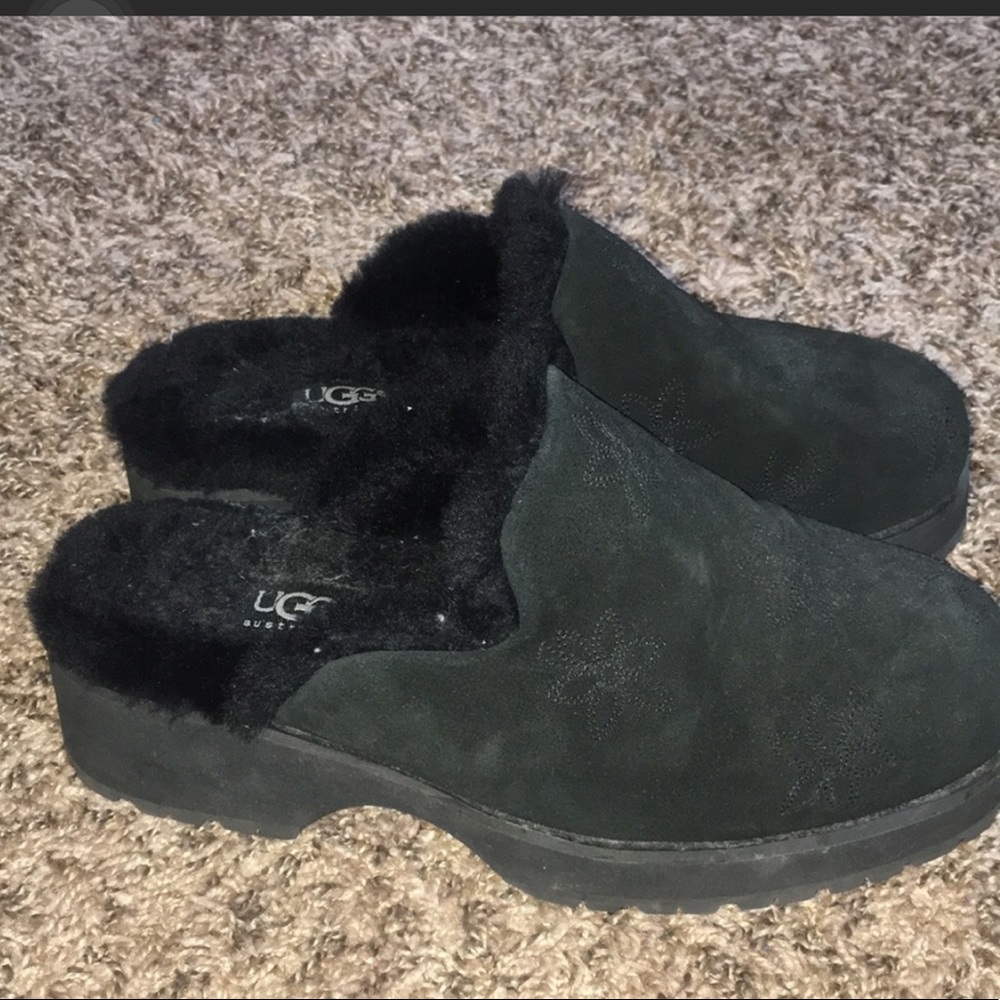 Black flower printed clogs. Worn only a few times.